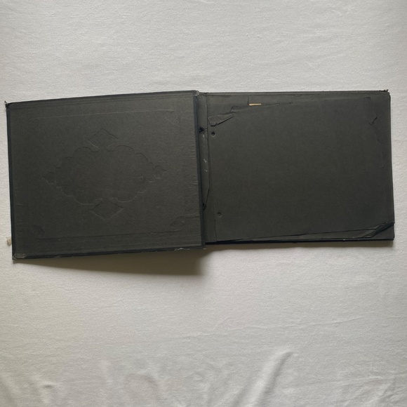 Vintage Photo Album Embossed Cover Black Empty Pages Gothic Grimoire Grief Magic - Picture 13 of 16
